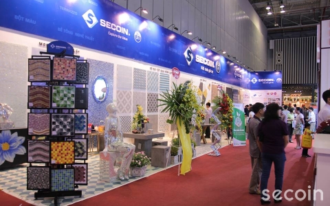 Khu trưng bày gạch ngói nghệ thuật không nung Secoin tại Vietbuild HCM 2016